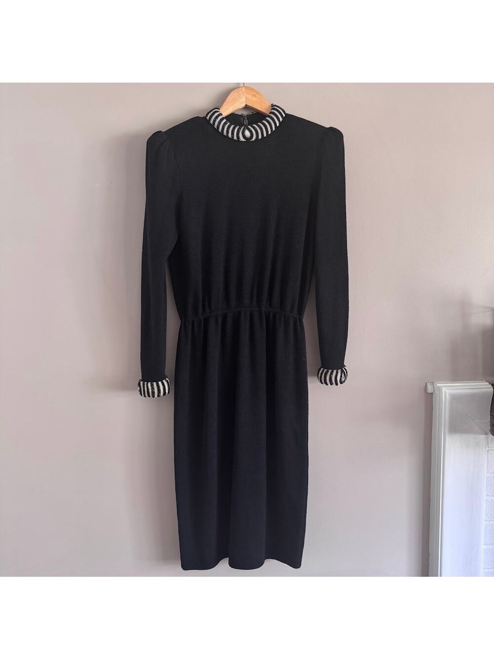 St. John By Marie Gray Vintage Black Beaded Trim Collar and Cuff Knit Dress 4